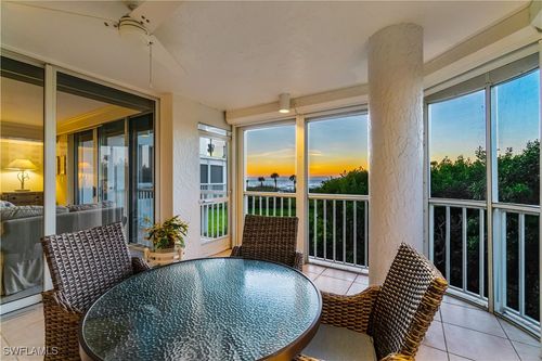 apt-103-20 Seagate Dr, NAPLES, FL, 34103-2459 | Card Image