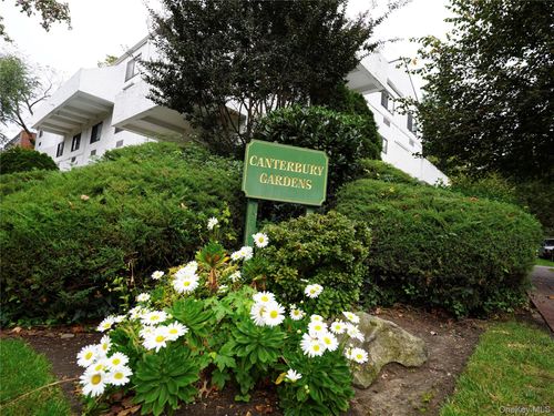 4-21 Canterbury Rd, Great Neck, NY, 11021-2136 | Card Image