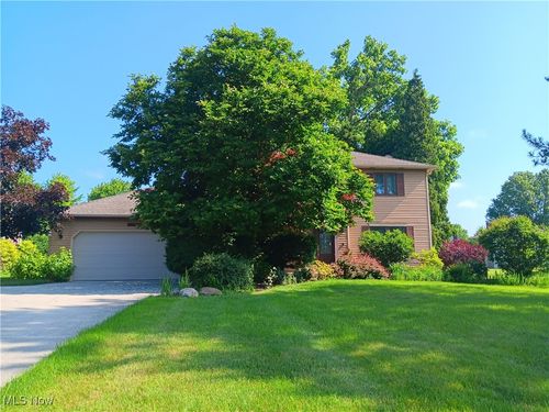 36145 Bainbridge Road, Solon, OH, 44139 | Card Image