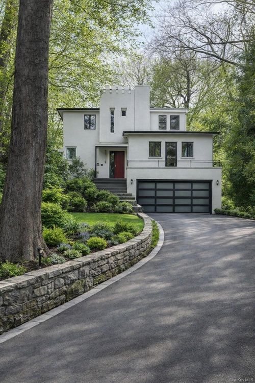 150 Burkewood Rd, Mount Vernon, NY, 10552-1132 | Card Image