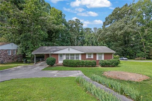118 Hurt Rd Se, Smyrna, GA, 30082-3068 | Card Image