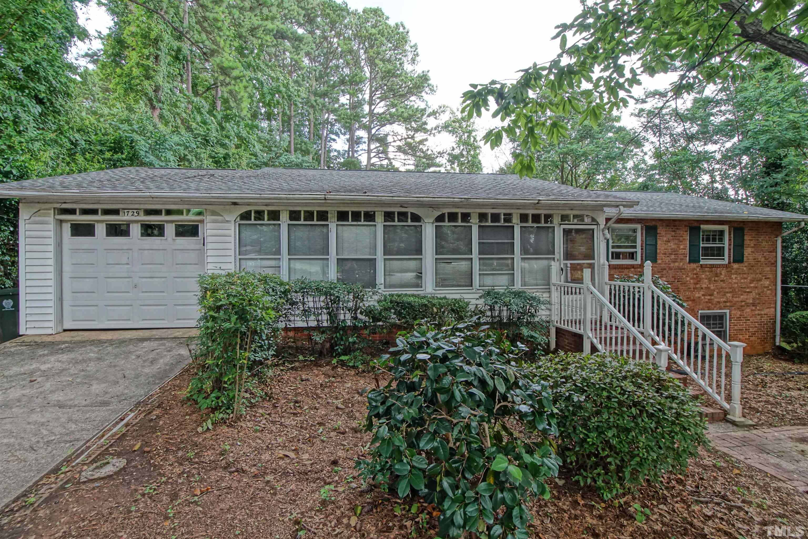 1729 Crest Road, Sold in Raleigh Zoocasa
