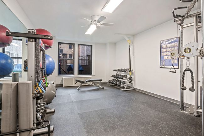 APT-11D - 3100 N Sheridan Rd, Condo with 3 bedrooms, 2 bathrooms and null parking in Chicago IL | Image 25