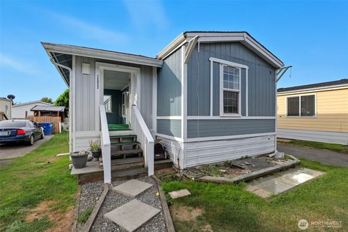 15922 54th Street Ct E, Sumner, WA, 98390-3136 | Card Image