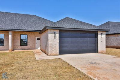 390 Kristi Path, Home with 3 bedrooms, 2 bathrooms and null parking in Abilene TX | Image 2