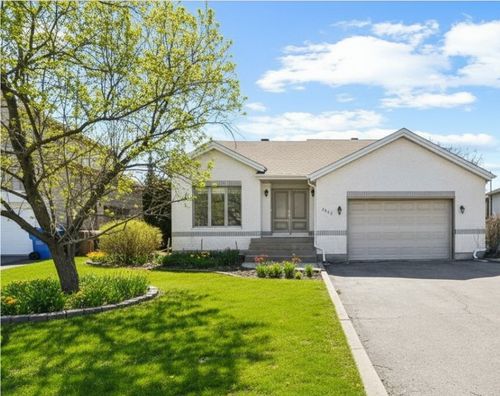 2612 Rue De L'Île-Des-Lys, Terrebonne, QC, J6W5S1 | Card Image
