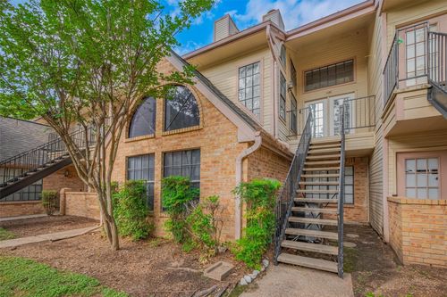 16800 Sugar Pine Dr, Houston, TX, 77090-3659 | Card Image