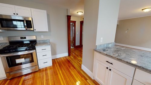 67-65-67 Sterling St, Somerville, MA, 02144-1116 | Card Image