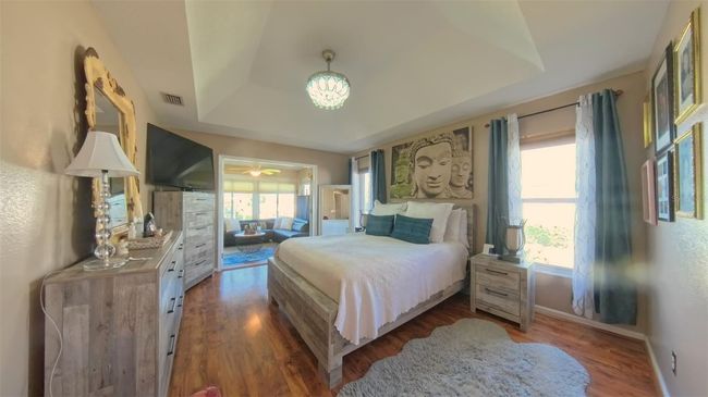 Master Bedroom | Image 15