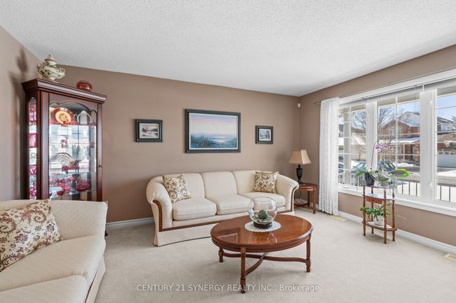 49 Louis Riel St, House other with 2 bedrooms, 2 bathrooms and 2 parking in Embrun ON | Image 7