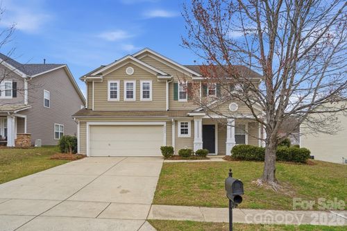 2405 Harwood Hills Ln, Charlotte, NC, 28214-7666 | Card Image