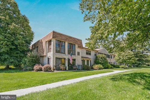 2940 Aronimink Pl, Macungie, PA, 18062-1405 | Card Image