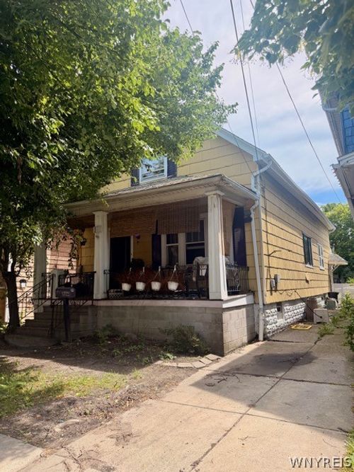 117 Davey St, Buffalo, NY, 14206-1415 | Card Image