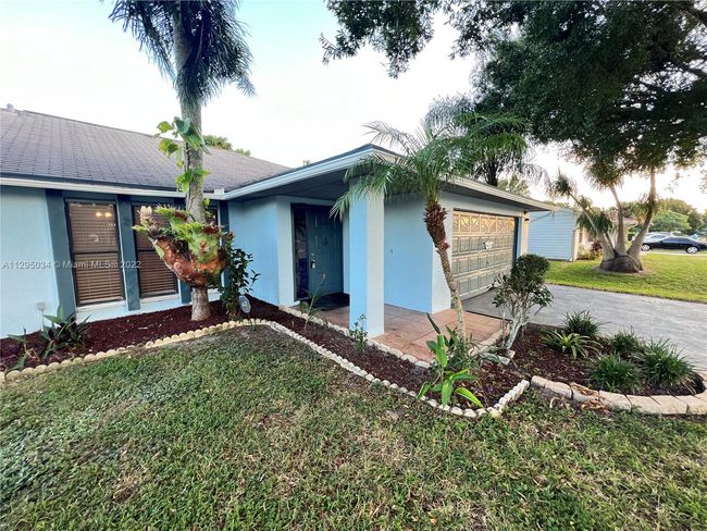 1921 Sw Hickock Ter, House other with 3 bedrooms, 2 bathrooms and null parking in Port St. Lucie FL | Image 66