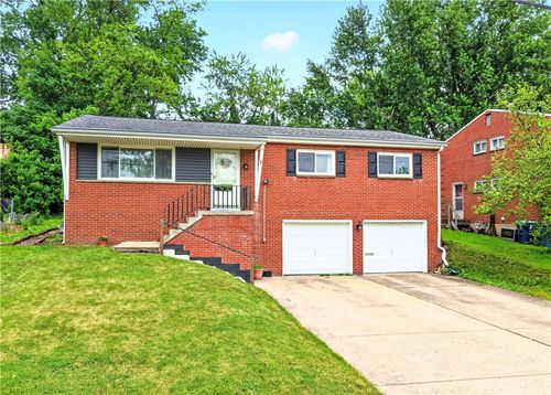 440 Macbeth Dr, Penn Hills, PA, 15235-4608 | Card Image