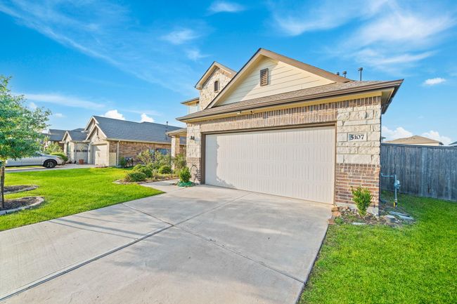 5107 Twin Summit Dr, House other with 4 bedrooms, 4 bathrooms and 2 parking in Rosenberg TX | Image 5