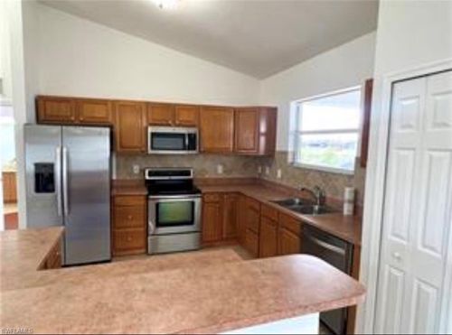 0-3018 26th St Sw, Lehigh Acres, FL, 33976 | Card Image
