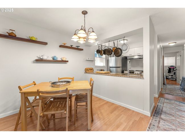UNIT-13 - 47 Eagle Crest Dr, Condo with 2 bedrooms, 1 bathrooms and null parking in Lake Oswego OR | Image 7