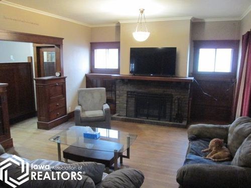 206 N Greeley St, Corydon, IA, 50060-1332 | Card Image