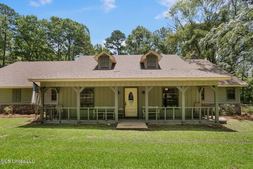 809 Springlake Dr, Terry, MS, 39170-9725 | Card Image