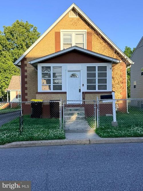 402 West Ave, NEW CASTLE, DE, 19720-5927 | Card Image