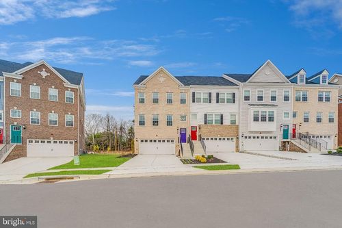 224 Birdie Ct, PIKESVILLE, MD, 21208-1212 | Card Image