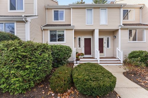 17-17 Gaslight Ln, North Easton, MA, 02356-2728 | Card Image