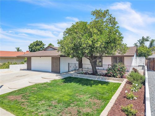 24928 Basswood St, Moreno Valley, CA, 92553-3807 | Card Image