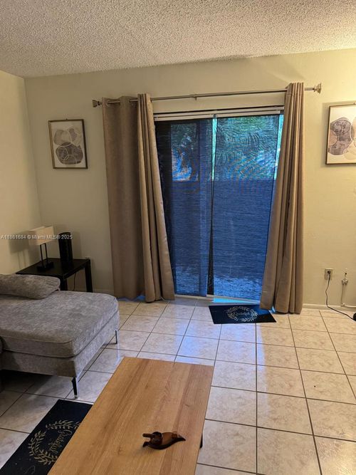 apt-b13-10794 N Kendall Dr, Miami, FL, 33176-1466 | Card Image