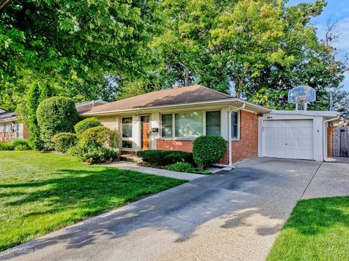 1025 Longaker Rd, Northbrook, IL, 60062-3921 | Card Image