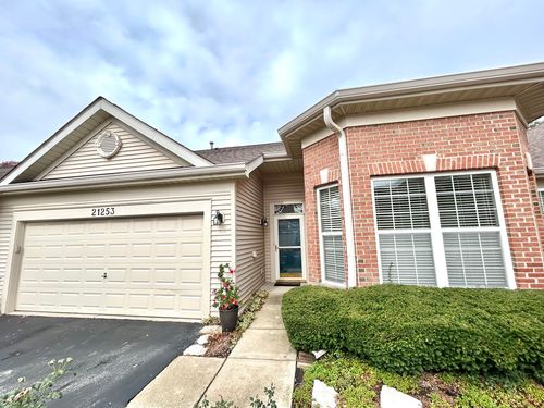 21253 Legion Lake Ct, Crest Hill, IL, 60403-8802 | Card Image