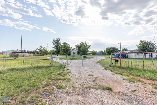 801 State Highway 153, House other with 4 bedrooms, 2 bathrooms and null parking in Wingate TX | Image 40