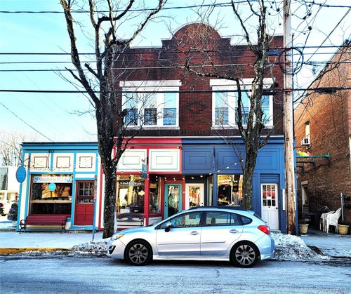 38-42 E Market Street, Rhinebeck, NY, 12572 | Card Image