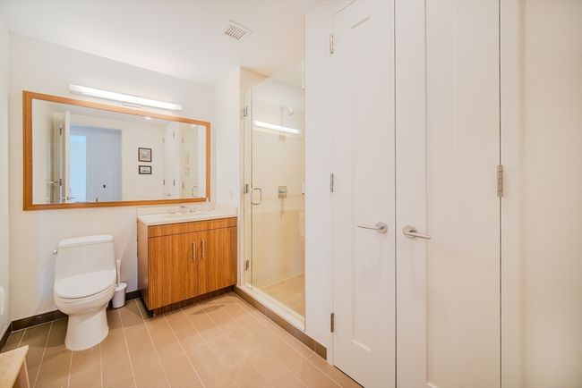 UNIT-1209 - 580 Washington St, Condo with 2 bedrooms, 2 bathrooms and 1 parking in Boston MA | Image 18