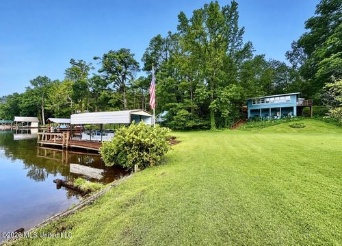 318 Lake Shore Dr, Ashland, MS, 38603-6066 | Card Image