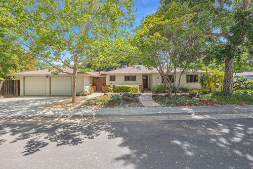 35 Parkside Dr, Davis, CA, 95616-1844 | Card Image