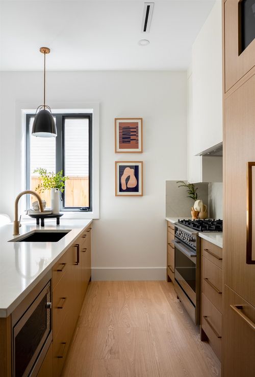 1-356 E 40th Ave, Vancouver, BC, V5W1L9 | Card Image