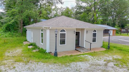 800 E Quitman St St, Iuka, MS, 38852 | Card Image