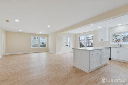 59 Yorkshire Dr, Monroe, NJ, 08831 | Card Image