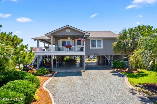 401 Marlin St, Sunset Beach, NC, 28468-4095 | Card Image