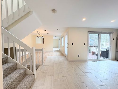 93-93 Spyglass Hill Dr, Ashland, MA, 01721-2367 | Card Image