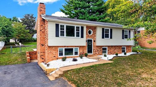 114 Mill Stone Dr, VERONA, VA, 24482-2545 | Card Image