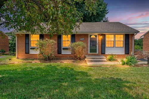 4716 Long Acre Dr Ne, Roanoke, VA, 24019-5646 | Card Image