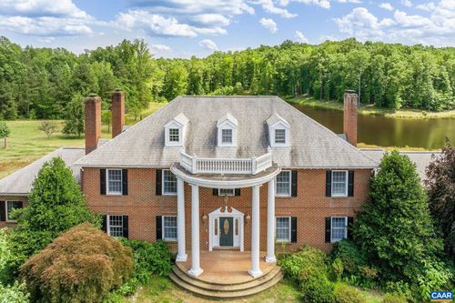14186 Devils Three Jump Rd, MILFORD, VA, 22514-2038 | Card Image