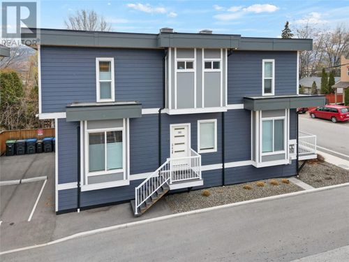 102-1087 Dynes Ave, Penticton, BC, V2A1E9 | Card Image