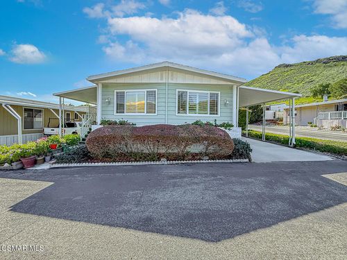 252 El Gallardo, Newbury Park, CA, 91320-1004 | Card Image