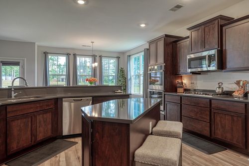 4002 Hometown Way, Boiling Springs, SC, 29316-7478 | Card Image