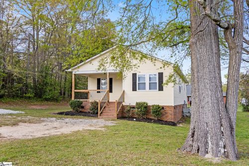 205 E Florida St, Clinton, SC, 29325-2326 | Card Image