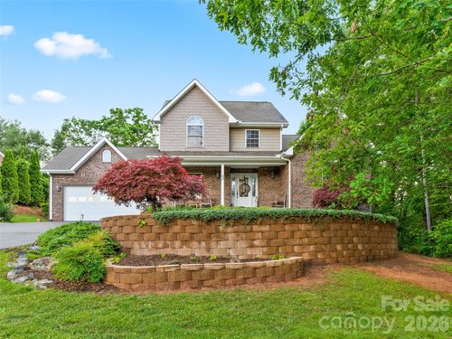 40 Hope Rd, Weaverville, NC, 28787-9508 | Card Image