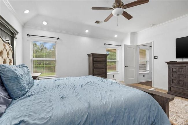 18716 Encinal Trl, House other with 3 bedrooms, 2 bathrooms and 2 parking in Magnolia TX | Image 21